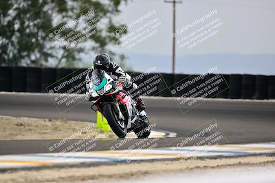 media/Apr-18-2025-TrackDaz (Fri) [[45f5874c44]]/B Group/Session 4 (Turn 6 - Outside)/